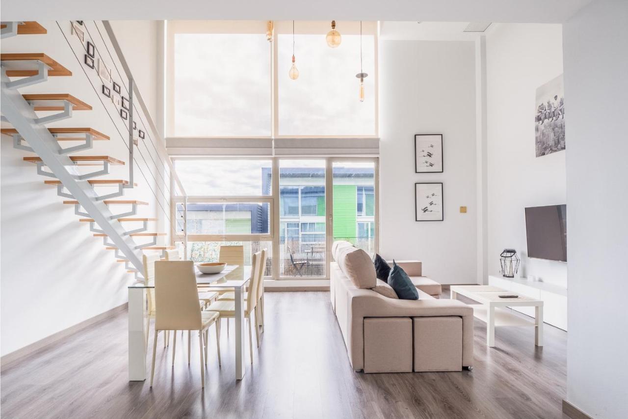 El Ventero Apartment - Elegante Apt Para 5 Con Terraza, Wi-Fi Y Aparcamiento En La Calle Camarma de Esteruelas 외부 사진