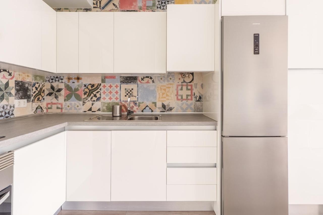 El Ventero Apartment - Elegante Apt Para 5 Con Terraza, Wi-Fi Y Aparcamiento En La Calle Camarma de Esteruelas 외부 사진