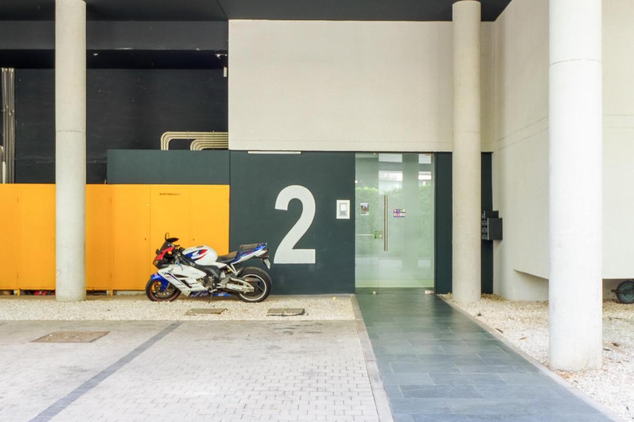 El Ventero Apartment - Elegante Apt Para 5 Con Terraza, Wi-Fi Y Aparcamiento En La Calle Camarma de Esteruelas 외부 사진