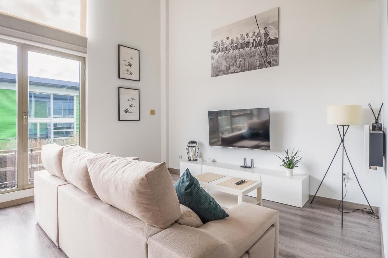El Ventero Apartment - Elegante Apt Para 5 Con Terraza, Wi-Fi Y Aparcamiento En La Calle Camarma de Esteruelas 외부 사진